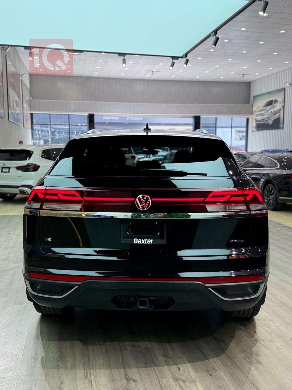 ڤۆڵکسواگن ئەتڵەس کرۆس سپۆرت